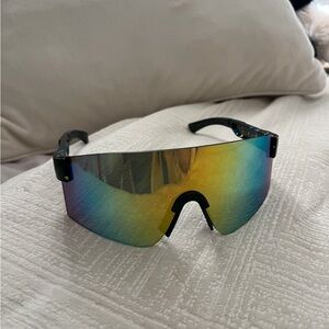 Rainbow Reflective Sunglasses
